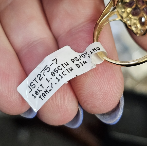 New. 10k tanzanite & diamond ring size 7. Can be resized by a jeweler. Stamped 1 - Picture 5 of 9